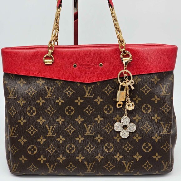 Authentic Louis Vuitton Lock & Key with unbranded Bagcharm, Keycharm, Keychain - Picture 10 of 10